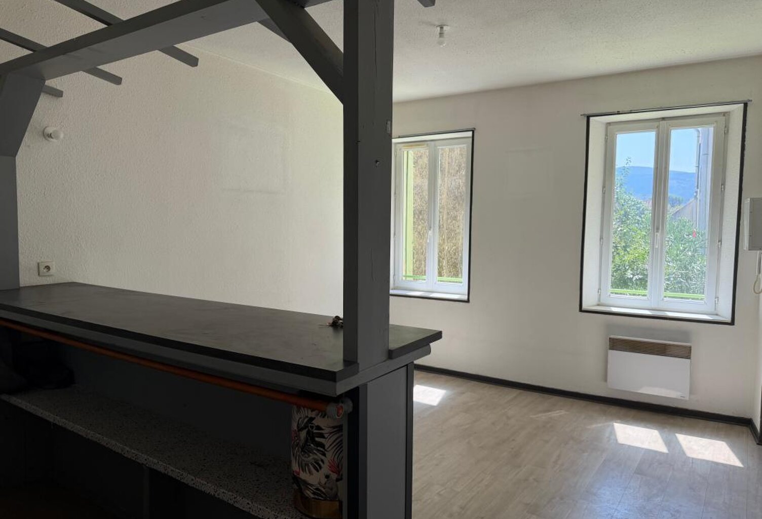 Appartement T2 avec une place de parking privative — photo 1