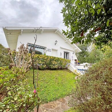 Maison 6 pièces 1470000 €