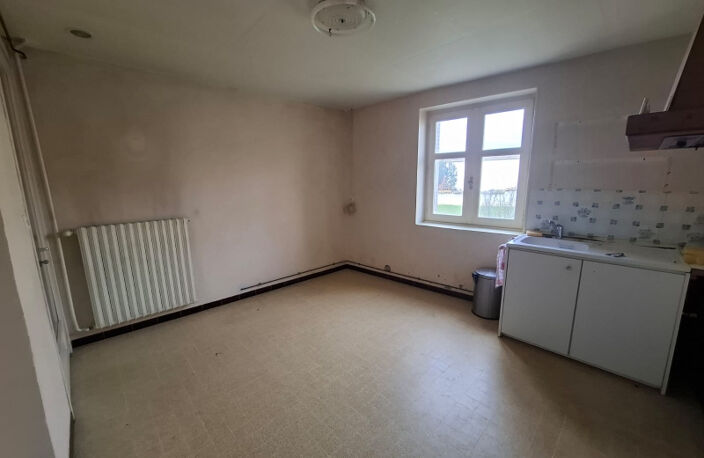 Maison de 128m² , dépendances de 120m² et terrain de 800m² — photo 3