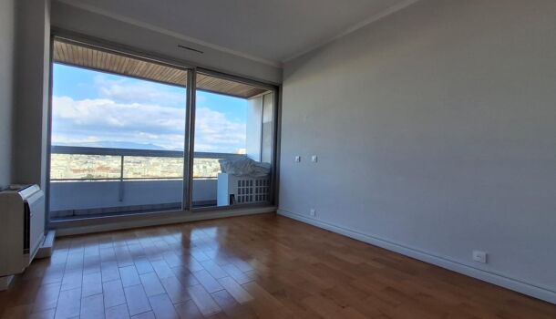 Appartement 3 pièces  à louer Marseille 8eme 13008