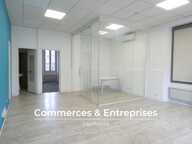 Local commercial / bureau 94 m² à louer à Allauch (13) — photo 2