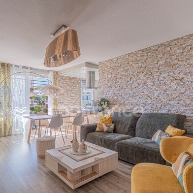 Appartement 4 pièces 486700 €