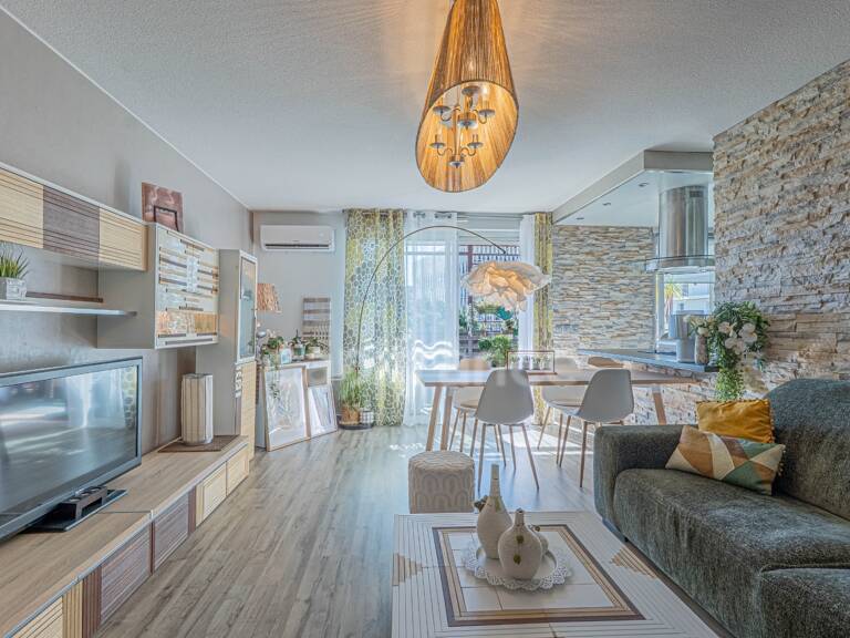 APPARTEMENT bio-climatique 4 pièces avec terrasse - Garage fermé en s/sol - PAS DE TRAVAUX — photo 1