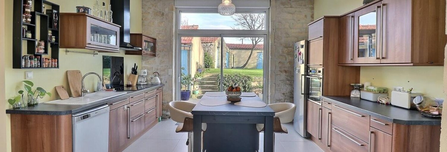 Maison 7 Pièces 149 m² à vendre à Saint-Agnant (17620)