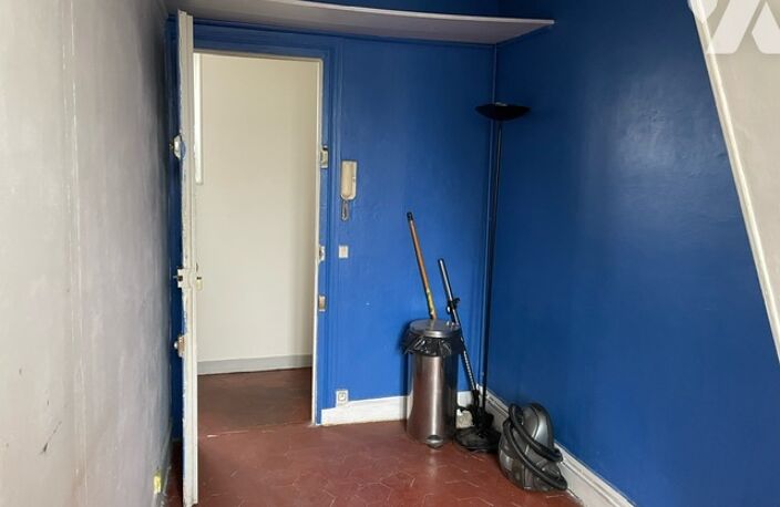 Vente appartement 1 pièce 8 m² Paris 15 (75015) — photo 2