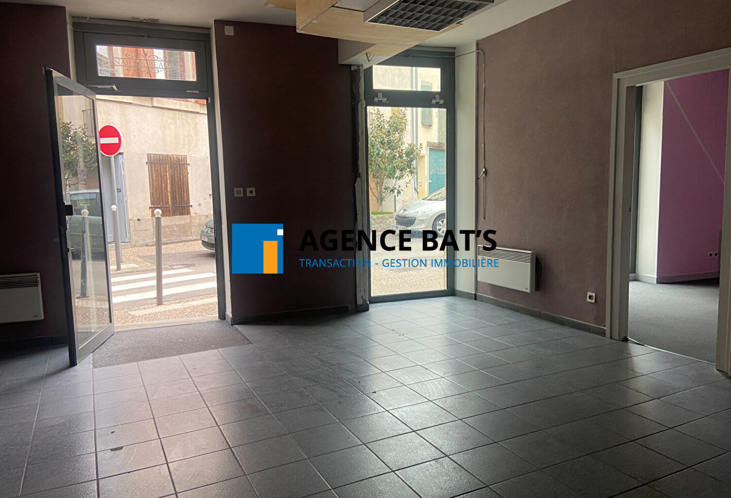LOCAL COMMERCIAL — photo 1