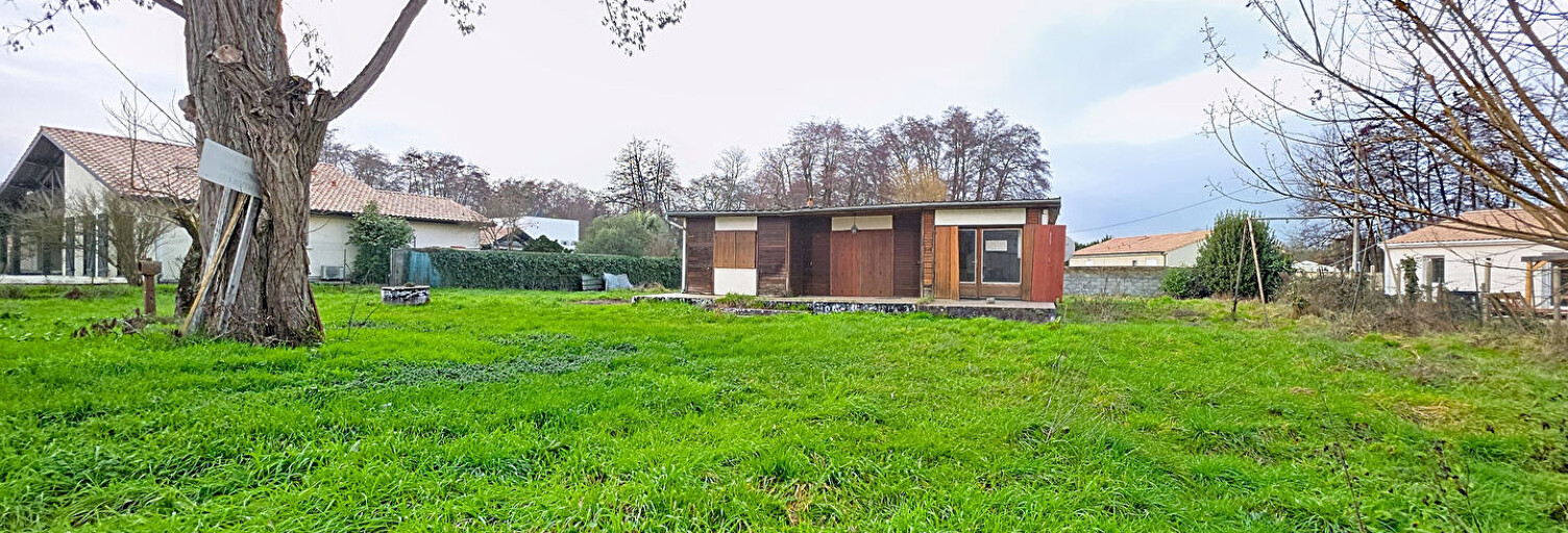 Terrain  1268 m² à vendre à Izon (33450)