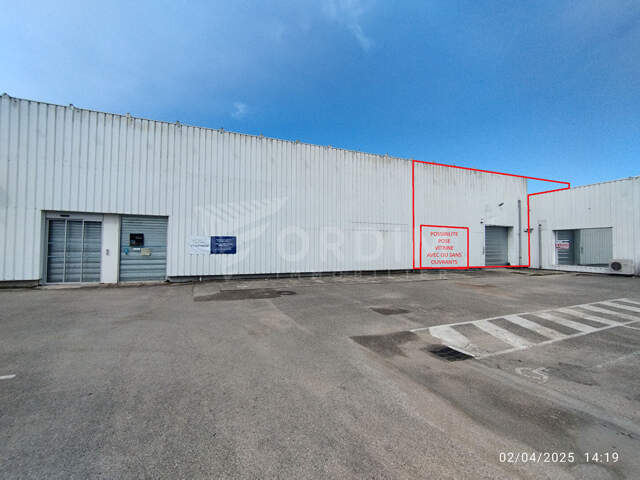 AUXERRE - 73 RUE DE MOULIN DU PRESIDENT - CELLULE COMMERCIALE DE 310M² — photo du bien