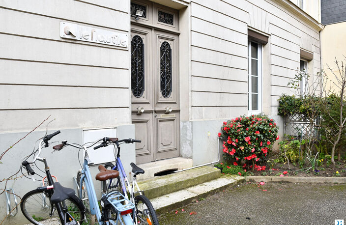 Appartement spacieux de 5 pièces à Rouen Centre avec terrasse, 2 parkings et 1 cave — photo 2