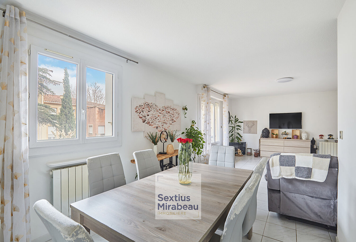 À vendre Superbe appartement familial au coeur du village — photo 1