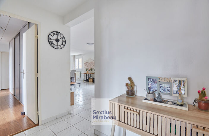 À vendre Superbe appartement familial au coeur du village — photo 3