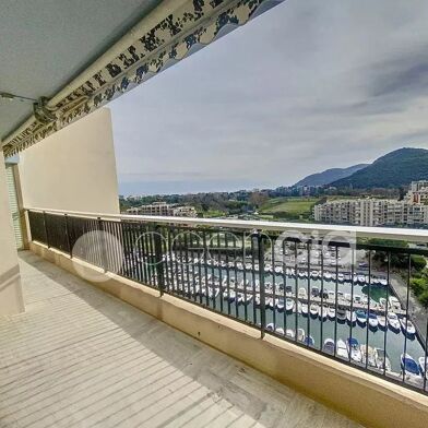 Appartement 3 pièces 1606 €