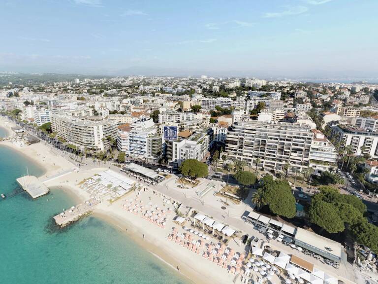 Appartement 3 pièces neuf – Front de mer à Juan-les-Pins — photo 1