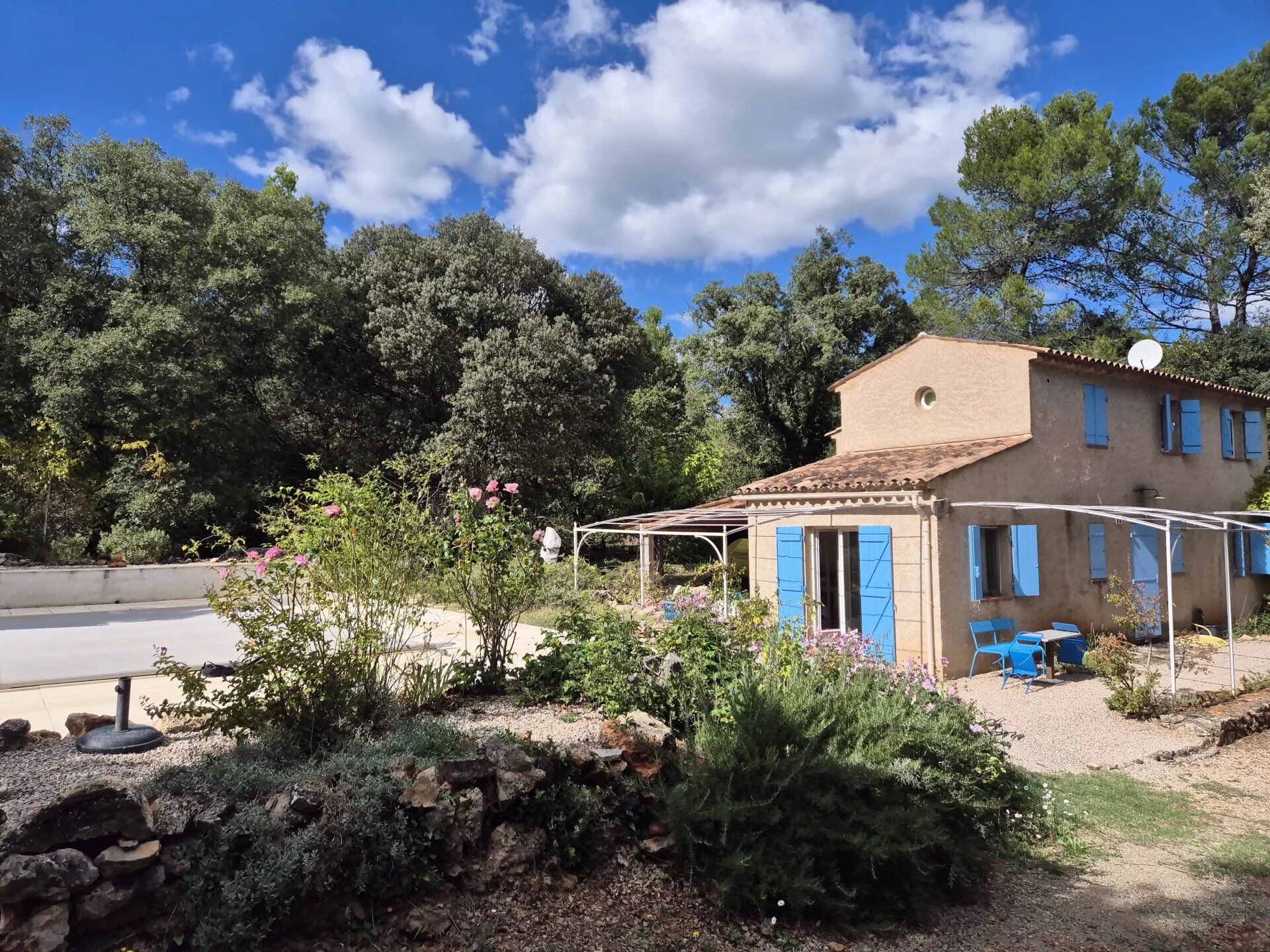 Villa / Maison  T7 à vendre Cotignac 83570