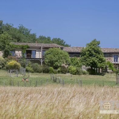 Maison 10 pièces 470000 €