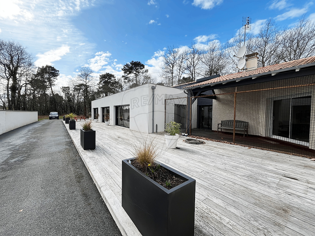 Villa / Maison  T5 à vendre Étaules 17750