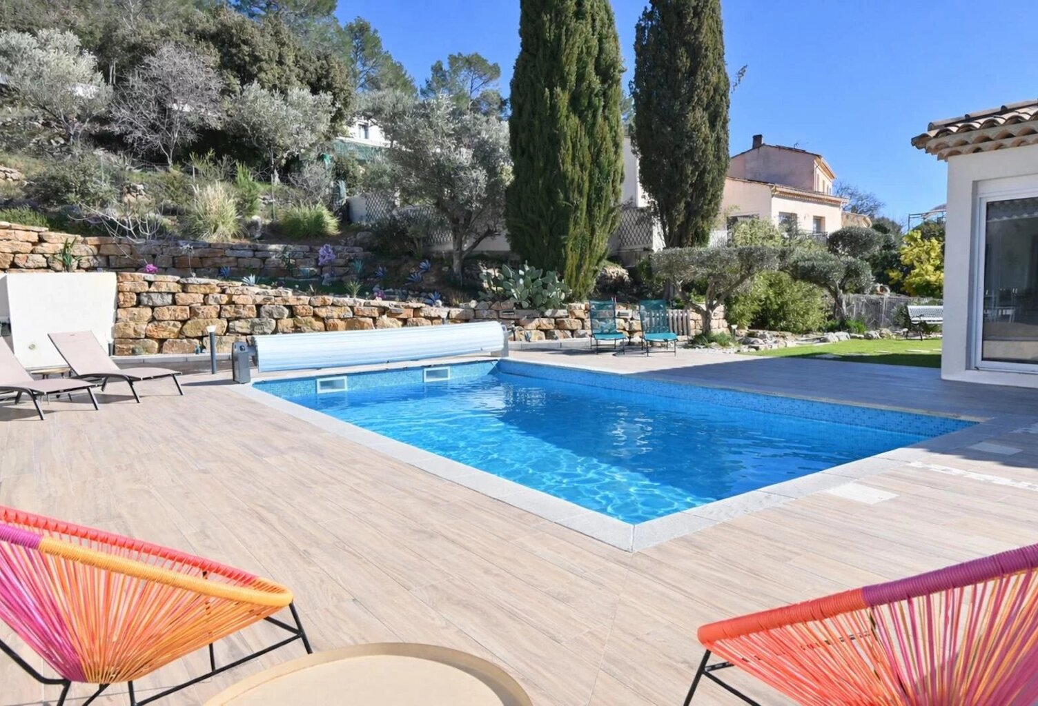 Villa 168 m² - Le Cannet des Maures — photo 1