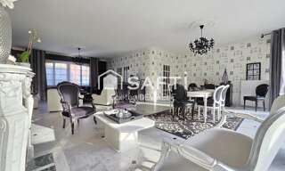 Maison 10 Pièces 243 m² à vendre à Dunkerque (59240)