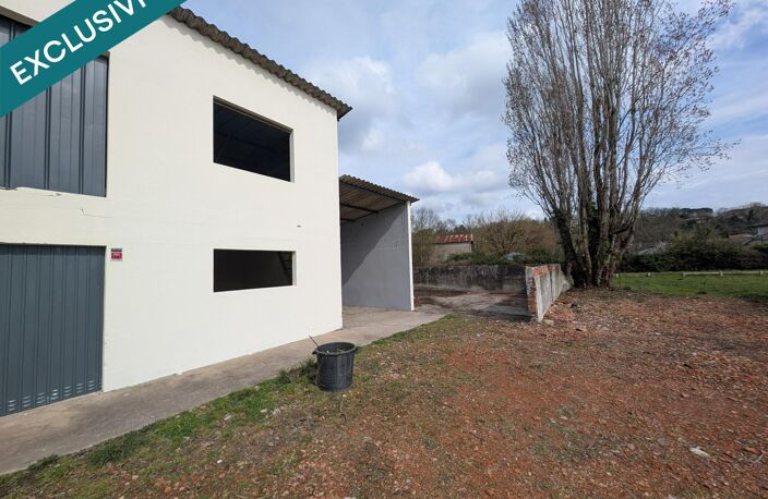 HANGAR / GARAGE  / LOCAL DE STOCKAGE / ENTREPOT — photo 3