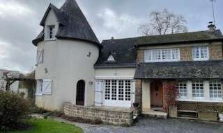 Maison 10 Pièces 240 m² à vendre à Le Bourgneuf-la-Forêt (53410)