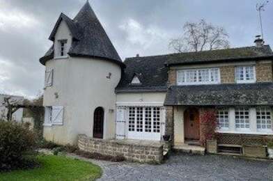 Maison 10 pièces 260000 €