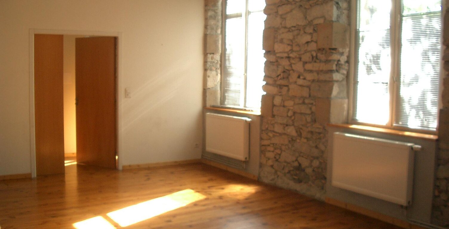LOCAL COMMERCIAL — photo 1