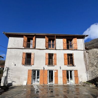 Appartement 4 pièces 540 €