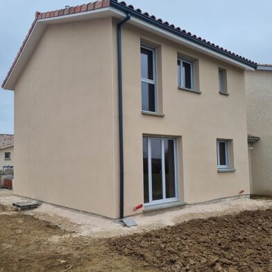 Maison 3 pièces 794 €