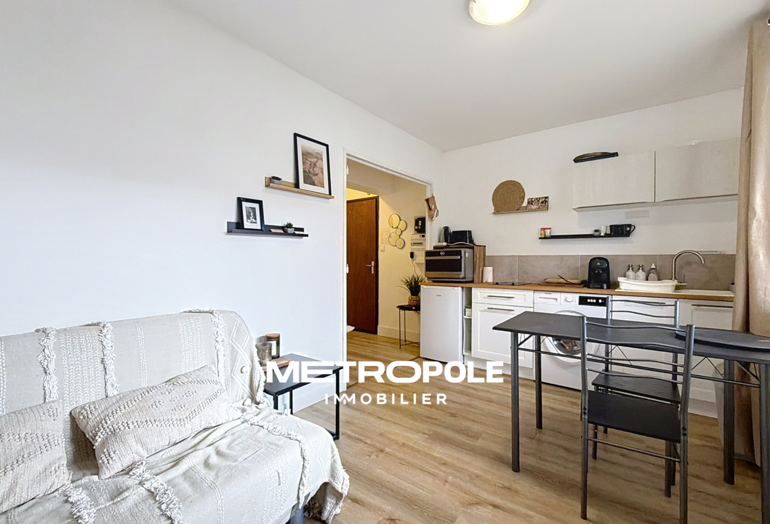 APPARTEMENT ROANNE AVEC PLACE DE PARKING — photo 1