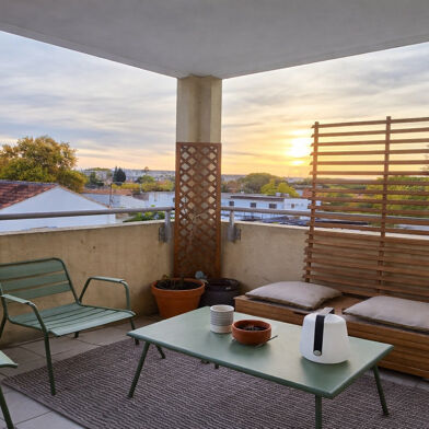 Appartement 3 pièces 183750 €