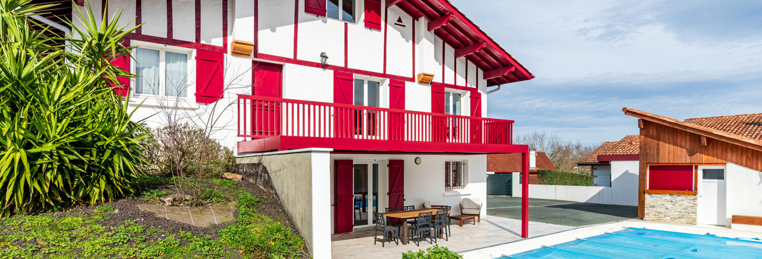 Maison 6 Pièces 235 m² à vendre à Ascain (64310)