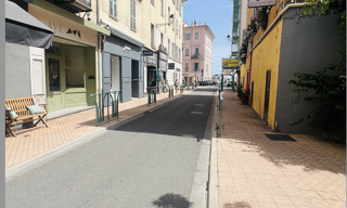 Commerce  177 m² à vendre à Menton (06500)