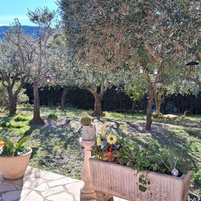 Maison 4 pièces 884000 €