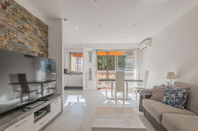 Appartement 1 pièces 329000 €