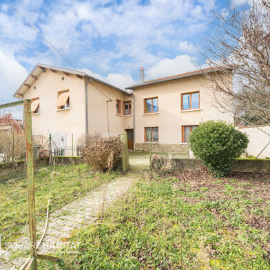 Maison 9 pièces 304000 €