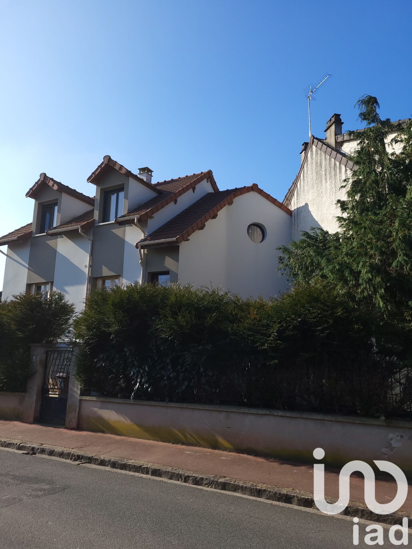 Velizy-Villacoublay - 160m² - 6p. - 4ch.