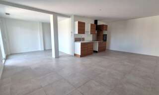 Maison  88 m² à louer à Savigneux (01480)