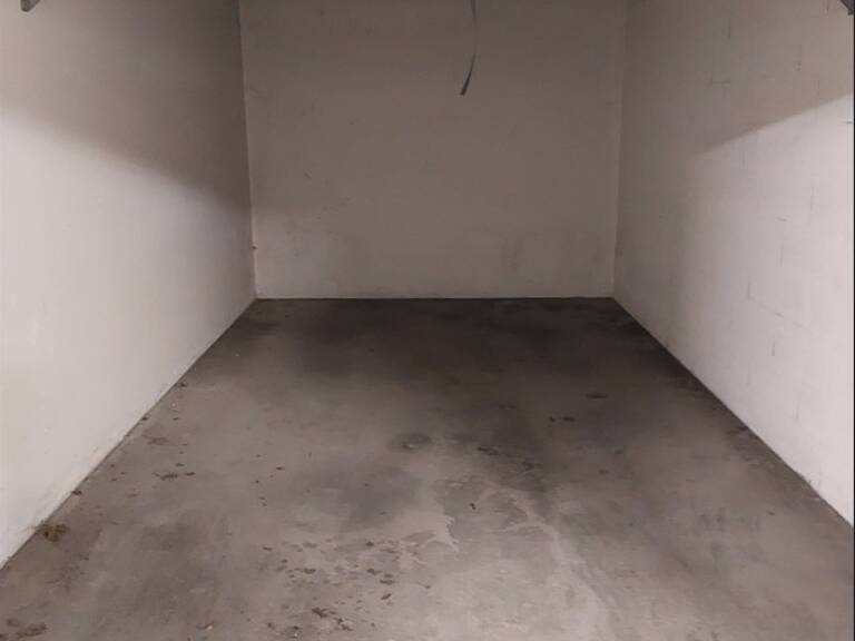 Garage  12 m² — photo 1