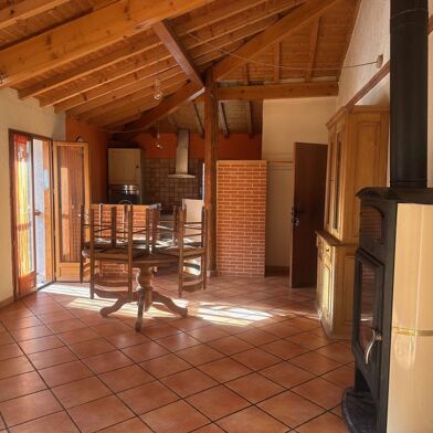 Maison 4 pièces 610 €