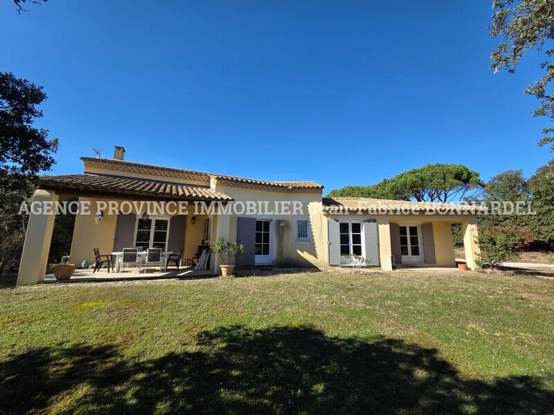 Propri&eacute;t&eacute;  T5 à vendre Suze-la-Rousse 26790