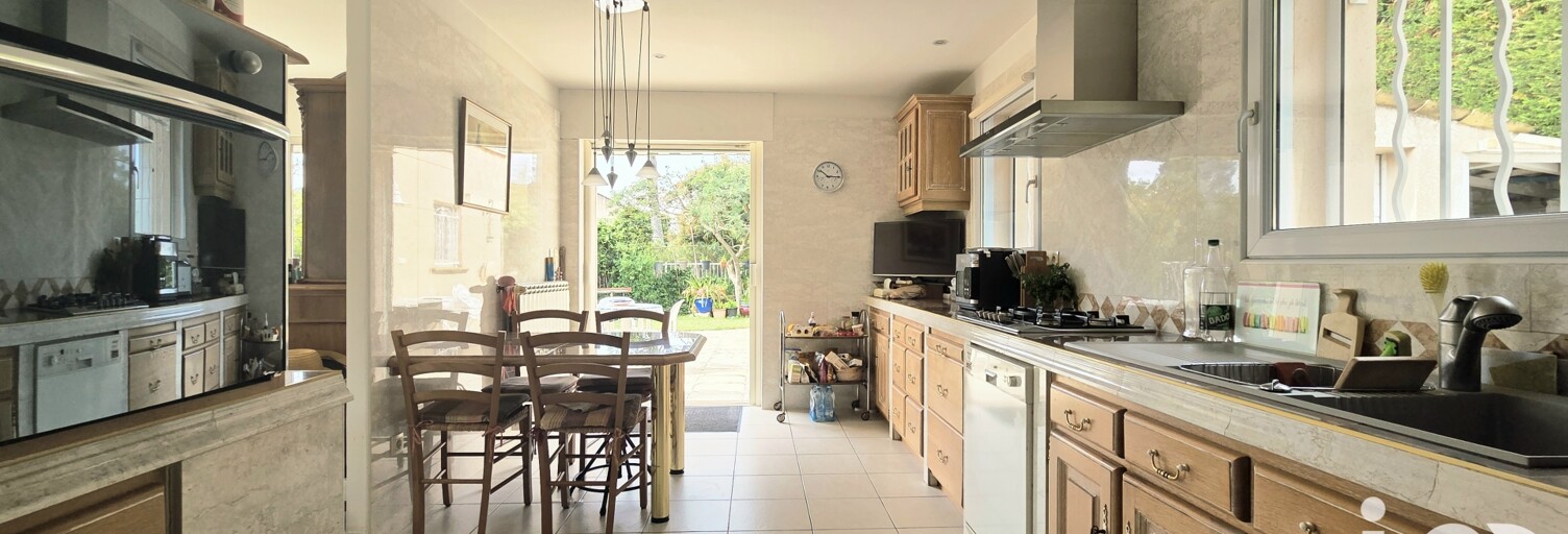 Maison 5 Pièces 154 m² à vendre à Saint-Raphaël (83700)