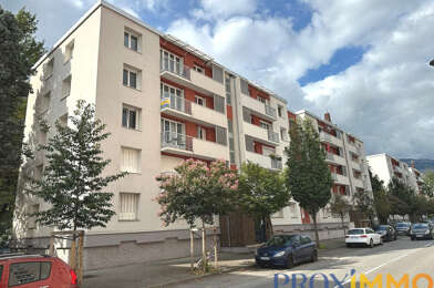 Appartement 3 pièces 650 €