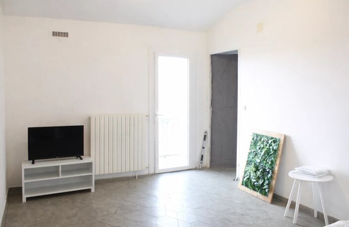 Gallargues - Maison de village de 89m² - 193000 € FAI — photo 2
