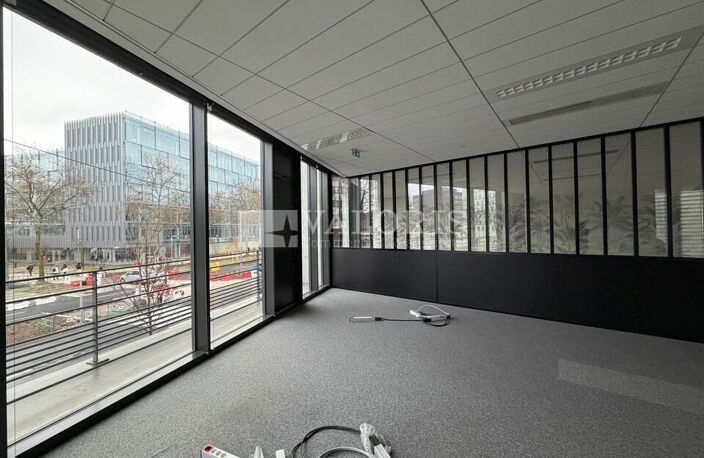 BUREAUX à LOUER — photo 3