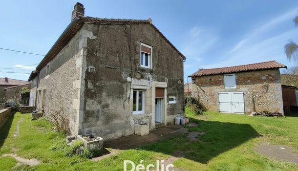 Villa / Maison 7 pièces  à vendre Rochefoucauld (La) 16110