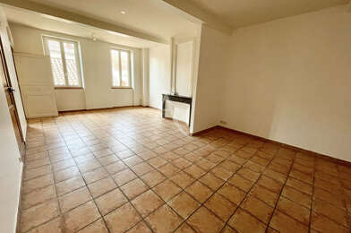 Appartement 3 pièces 720 €