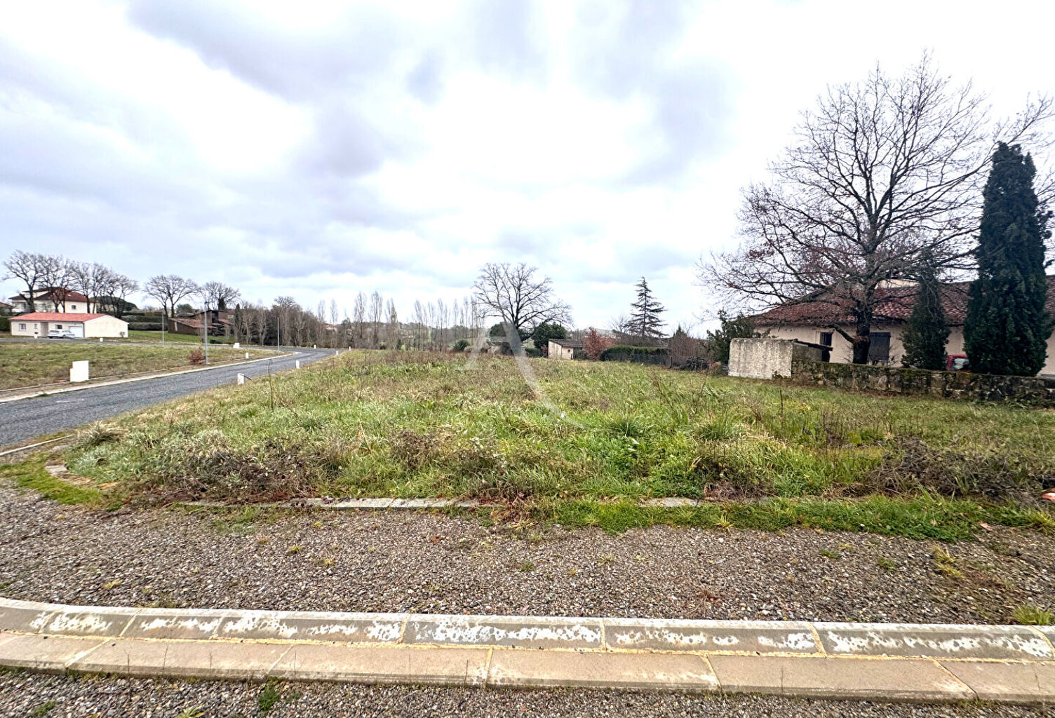 Carmaux, Terrain de 244 m² — photo 1
