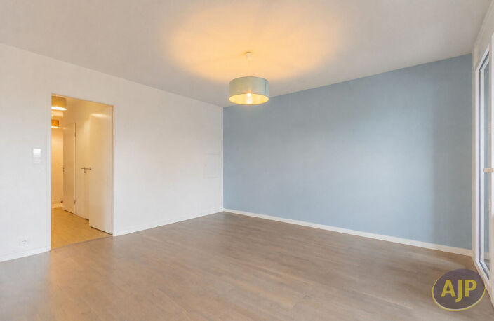 Appartement Bordeaux 3 pièce(s) 70 m2 — photo 2