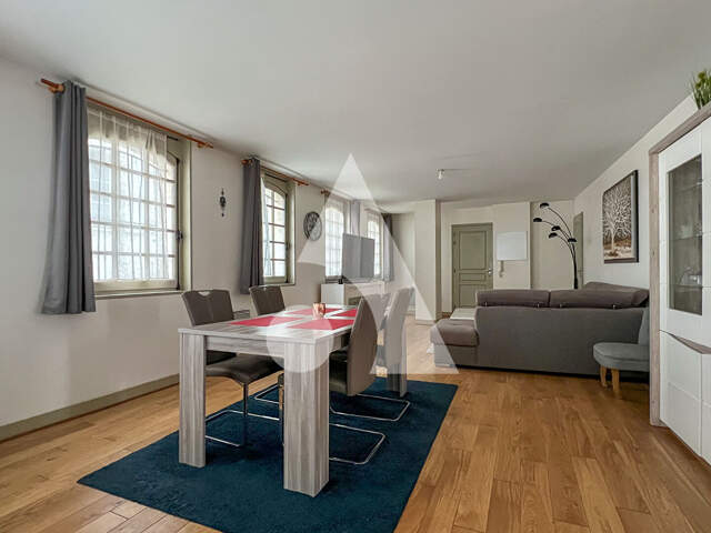 Appartement Saintes 4 pièces 82 m2 — photo du bien
