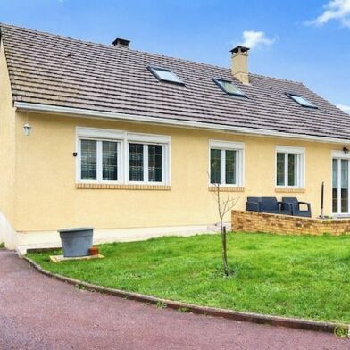 Maison 5 pièces 373000 €